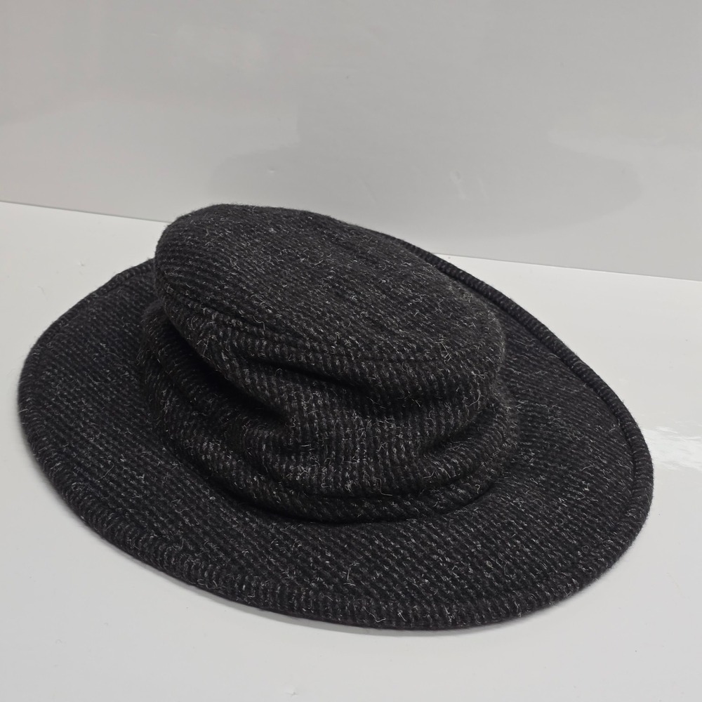 Tilley Endurables Winter Hat Unisex 7.5 Charcoal Wool Ear Flaps Gorpcore